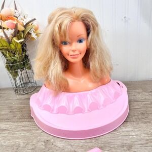 Vintage 1983 Pose Me Pretty Doll Head – Mattel Styling Doll with Curling Iron